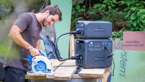 Portable Solar Generators for Handheld Devices