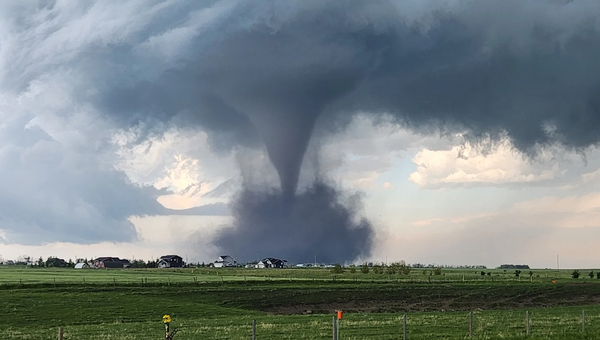 How to Survive a Tornado Safely in Canada?