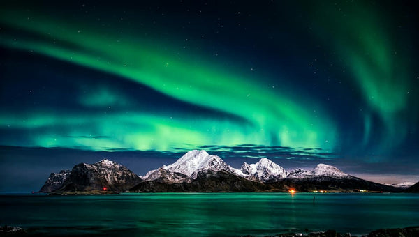 How to See the Northern Lights in Vancouver This Year