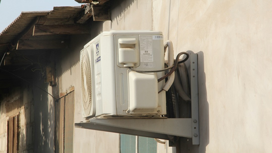What Uses the Most Electricity in a House Canada?