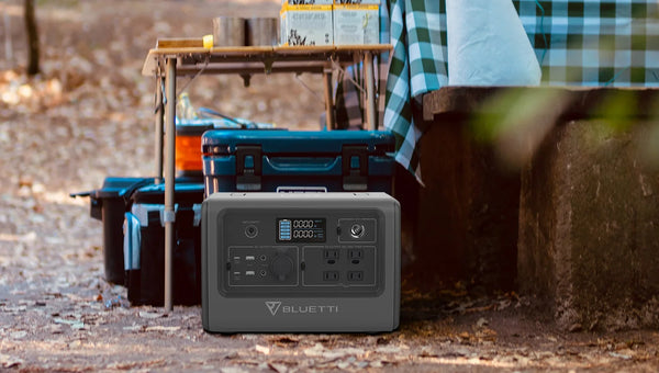 Which Is Better a Gas Generator or a Solar Generator?