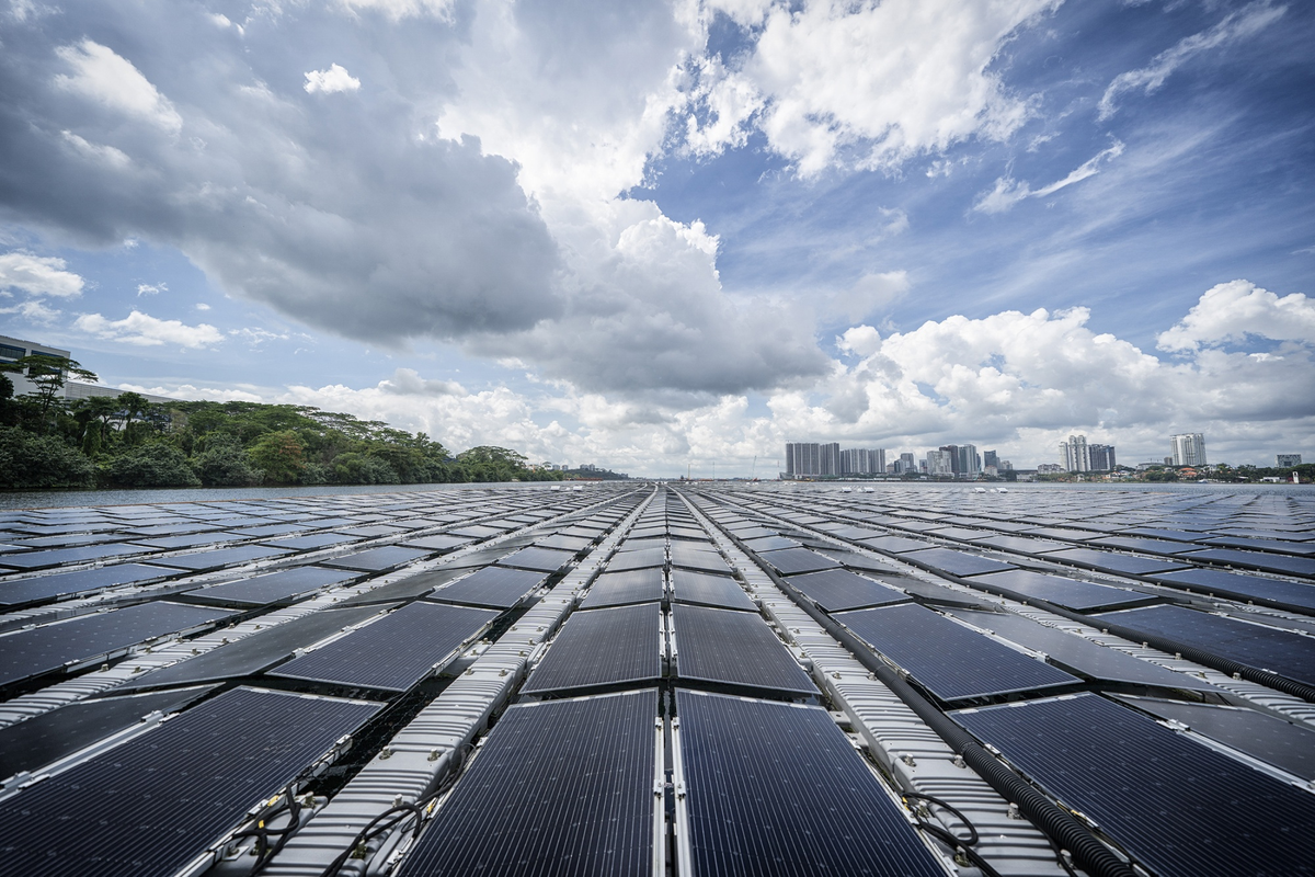 Advantages and Disadvantages of Solar Energy