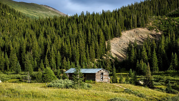 Living Off Grid in Canada: What You Need to Know