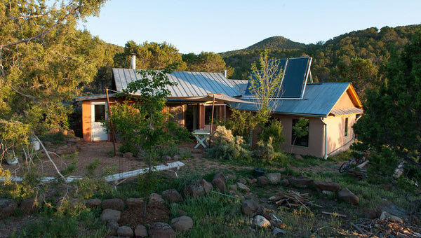 How to Start Living off the Grid: A Beginner's Guide