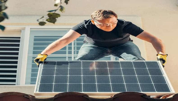 Invented "Anti-Solar Panels" That Generate Energy in Darkness